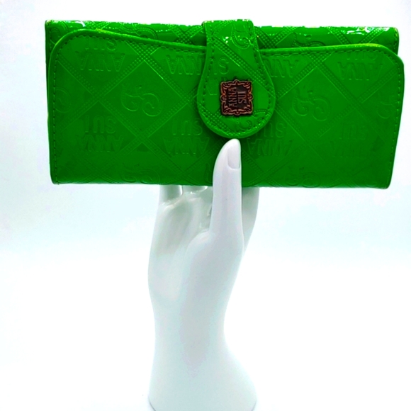 Anna Sui Vintage Leather trifold wallet - Picture 1 of 13